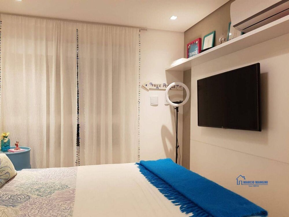 Apartamento à venda com 4 quartos, 214m² - Foto 1