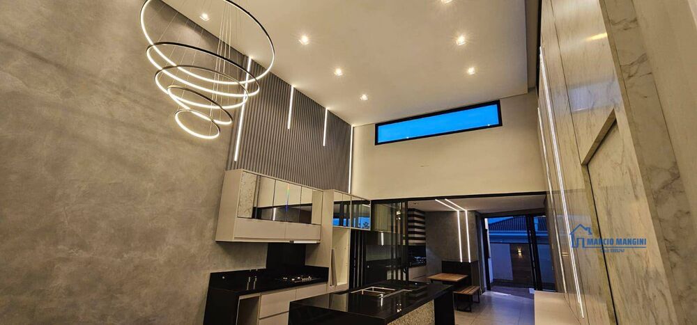 Casa à venda e aluguel com 3 quartos, 220m² - Foto 4