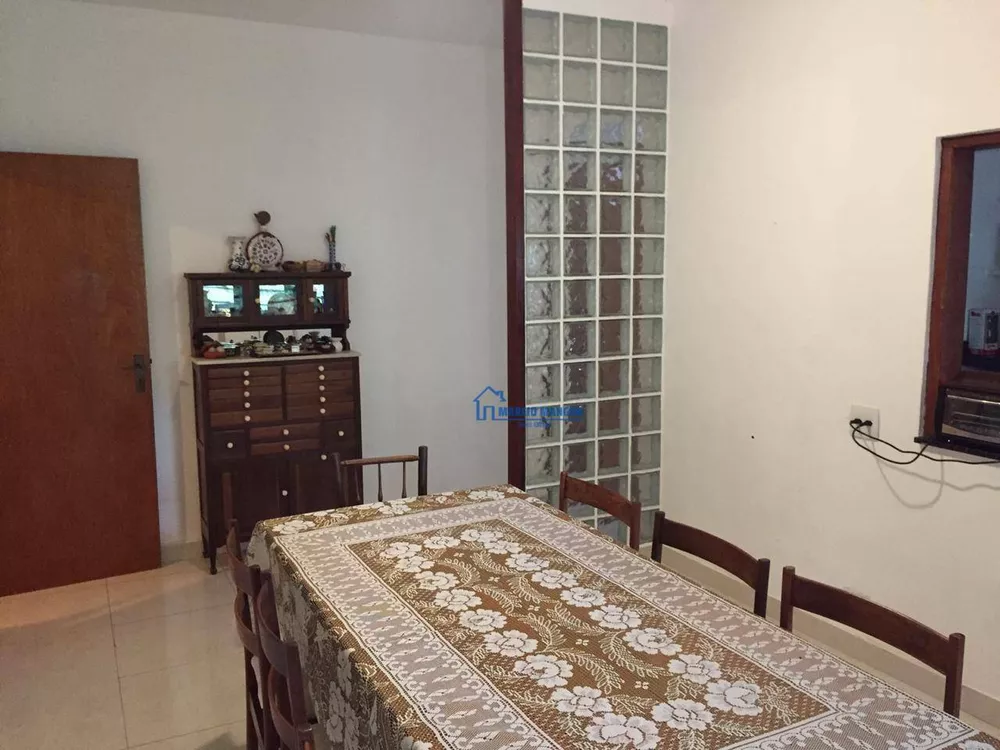 Casa, 4 quartos, 630 m² - Foto 2