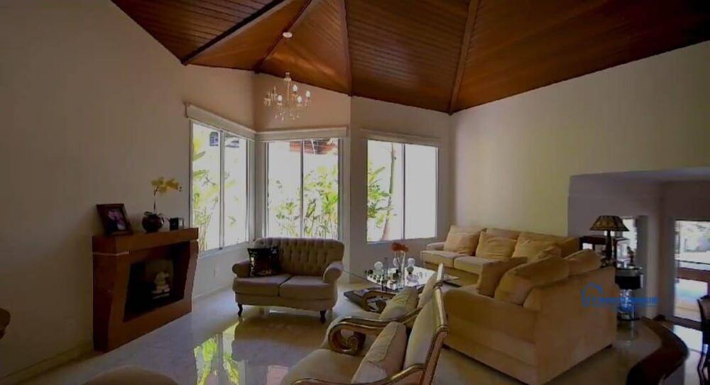 Casa, 4 quartos, 646 m² - Foto 4