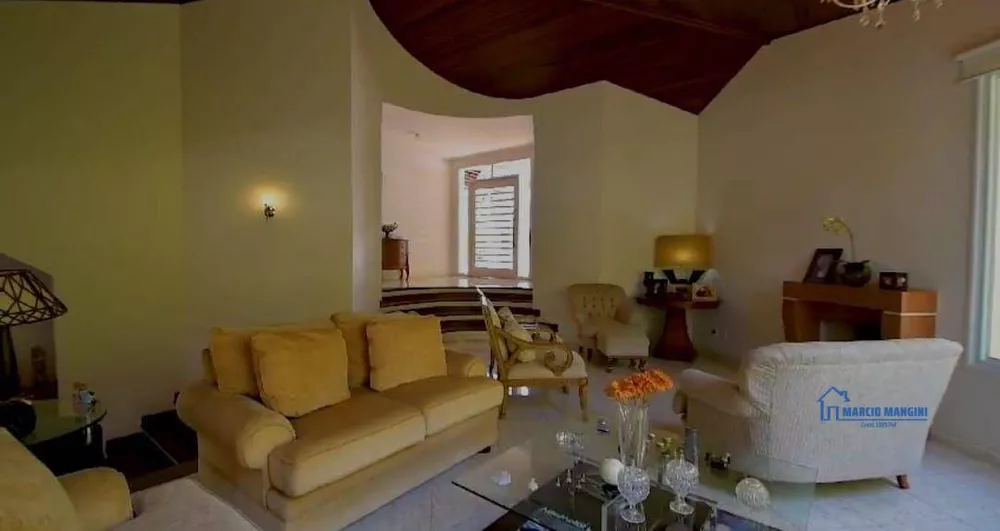 Casa, 4 quartos, 646 m² - Foto 1