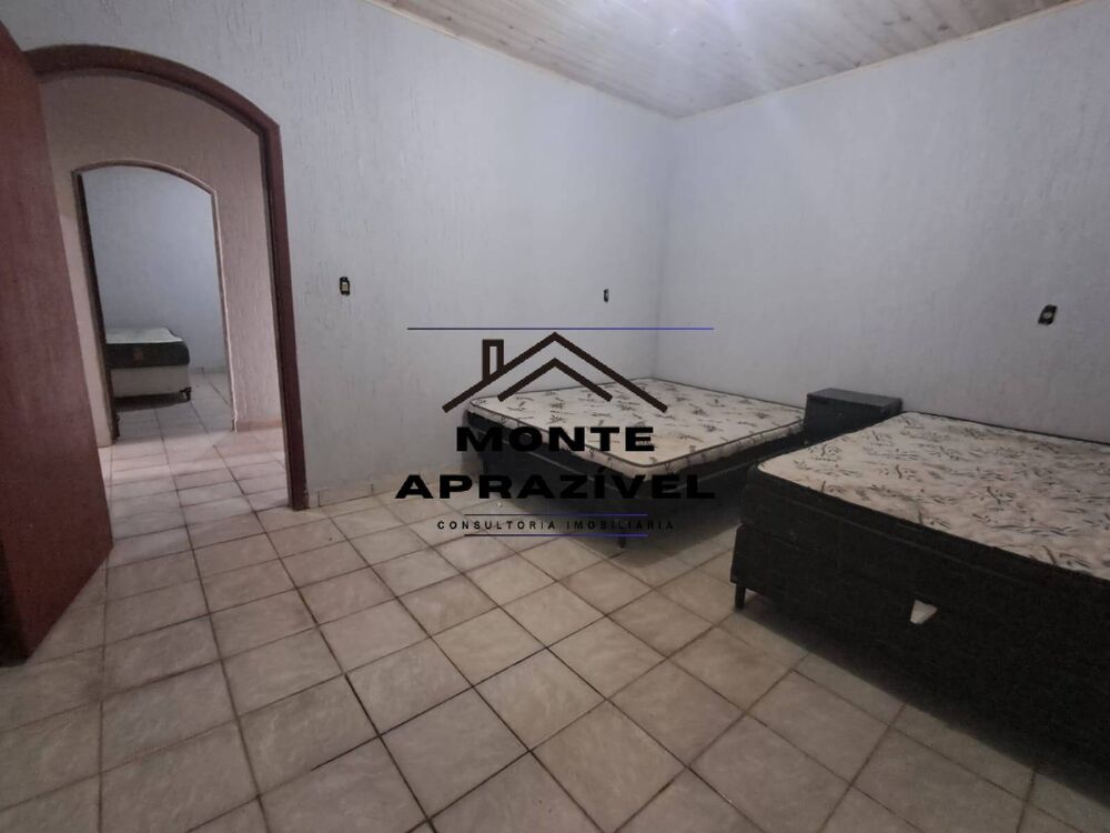 Chácara, 3 quartos, 1787 m² - Foto 2