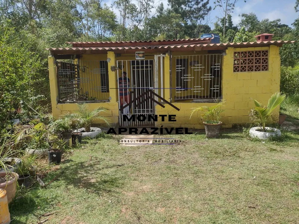 Chácara, 2 quartos, 1060 m² - Foto 2