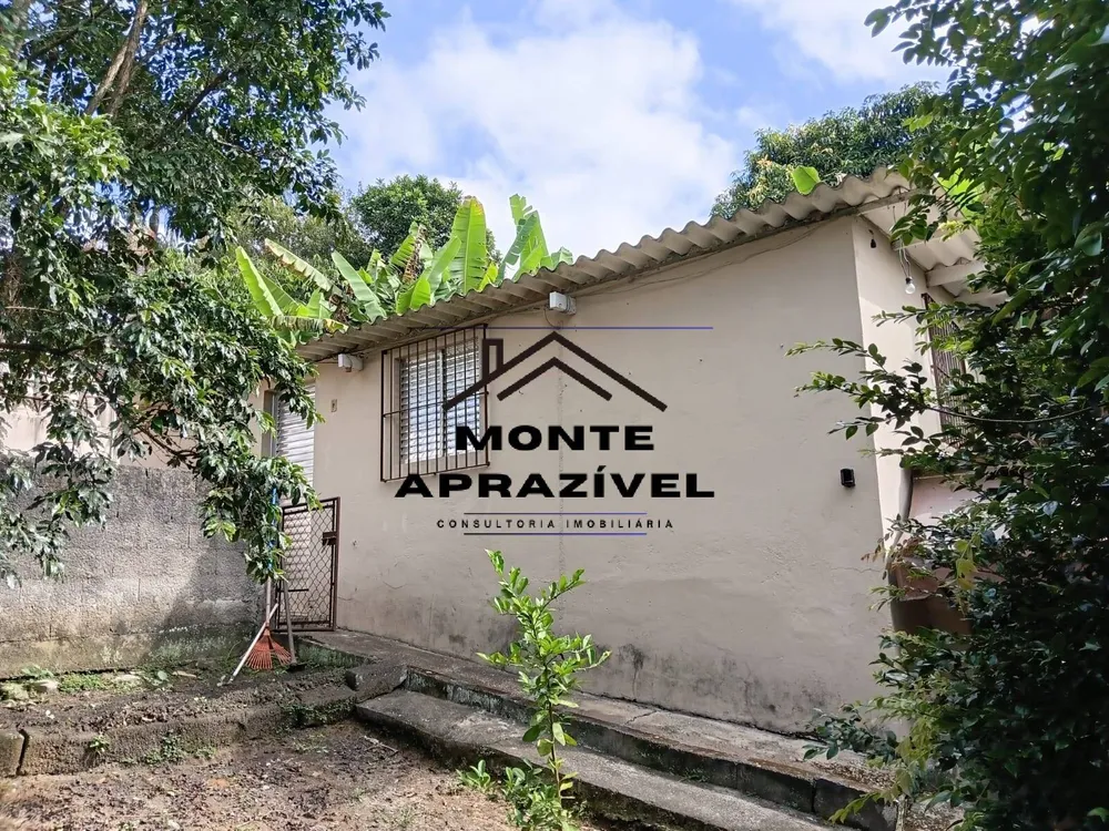 Chácara, 3 quartos, 1100 m² - Foto 1