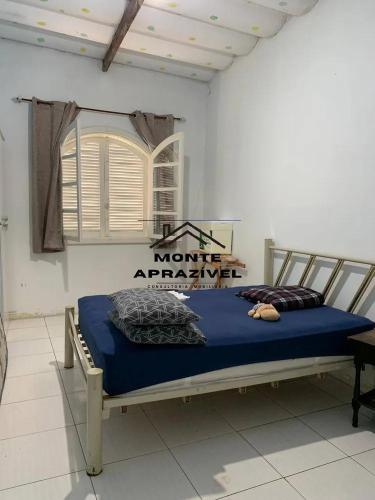 Chácara, 3 quartos, 2125 m² - Foto 1