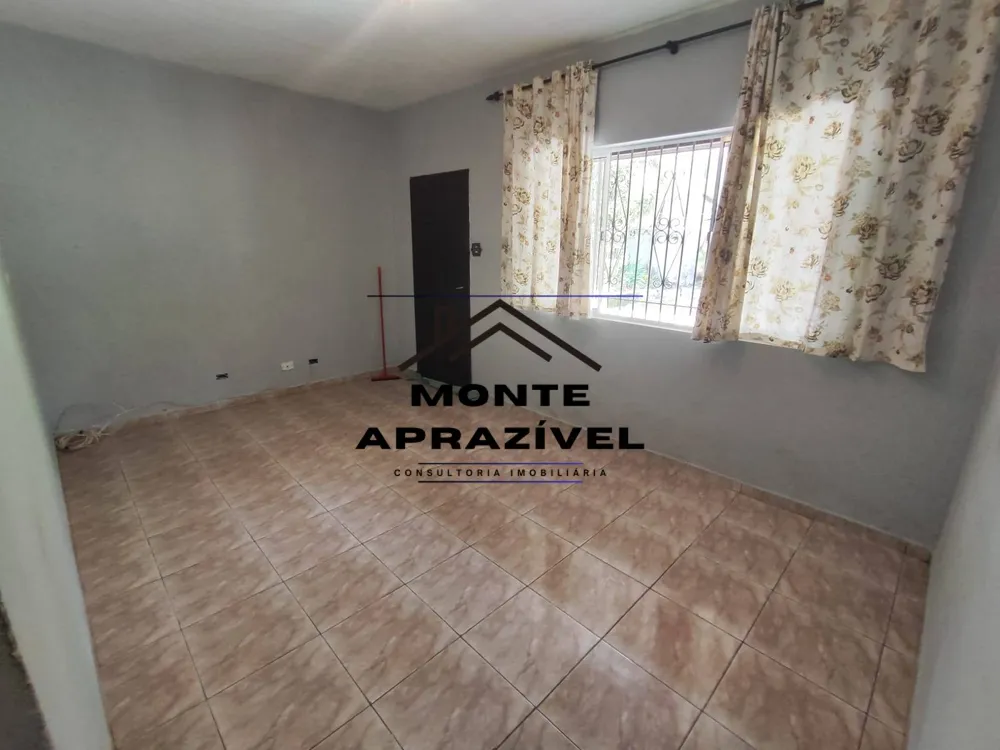 Chácara, 3 quartos, 1524 m² - Foto 1