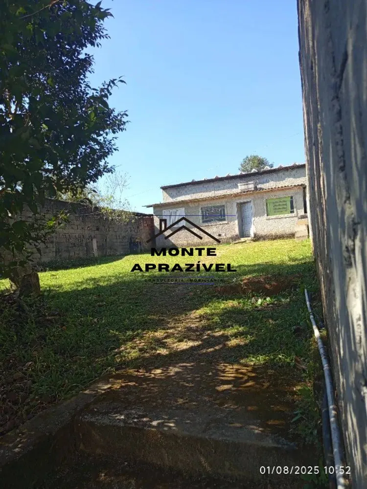 Casa, 3 quartos, 245 m² - Foto 1