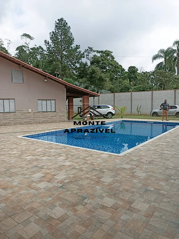 Chácara, 4 quartos, 2000 m² - Foto 1