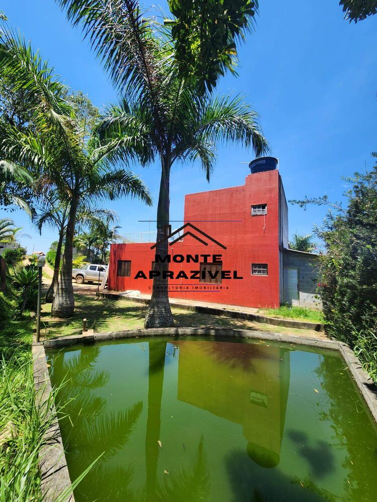 Chácara à venda com 5 quartos, 2500m² - Foto 1
