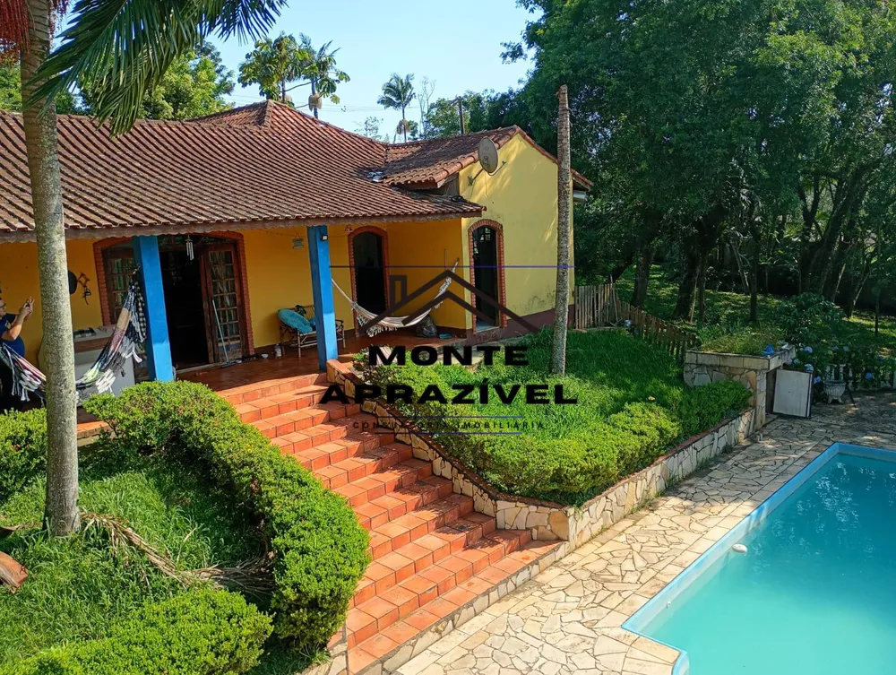 Chácara, 3 quartos, 3000 m² - Foto 1
