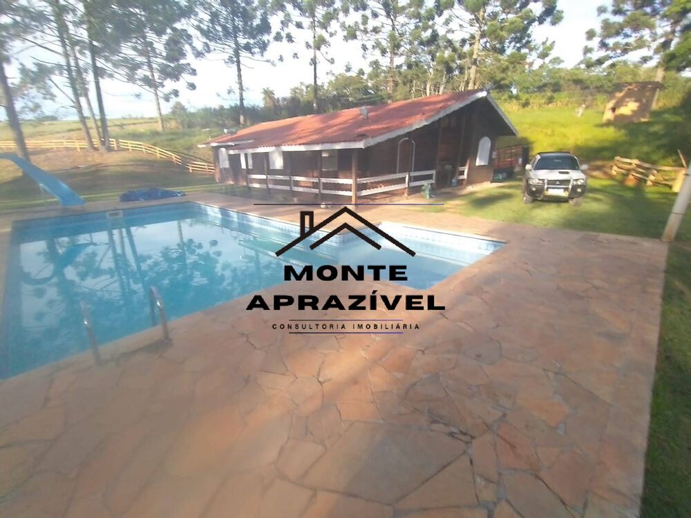 Chácara à venda com 3 quartos, 160m² - Foto 11