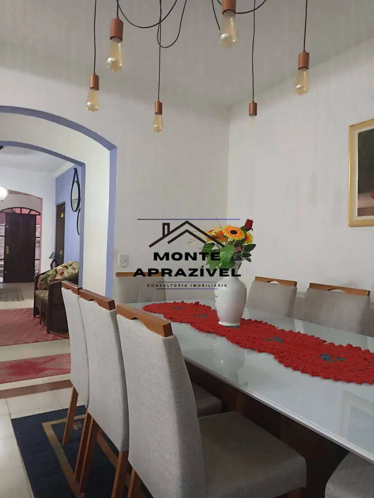 Chácara, 3 quartos, 2100 m² - Foto 1