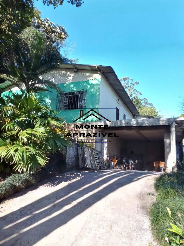Chácara, 2 quartos, 1469 m² - Foto 1