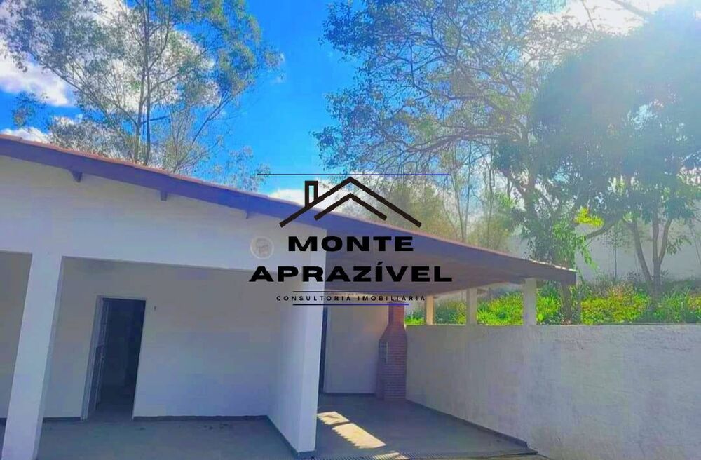 Casa à venda com 2 quartos, 600m² - Foto 1