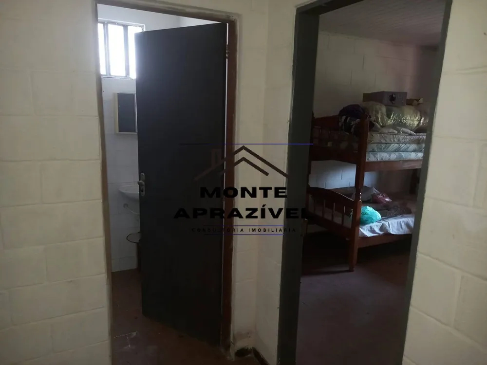 Chácara, 2 quartos, 2072 m² - Foto 4