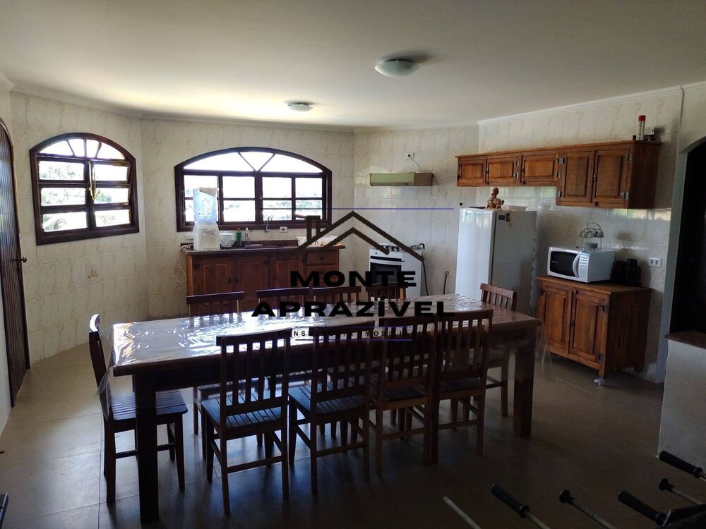 Chácara à venda com 3 quartos, 540m² - Foto 4
