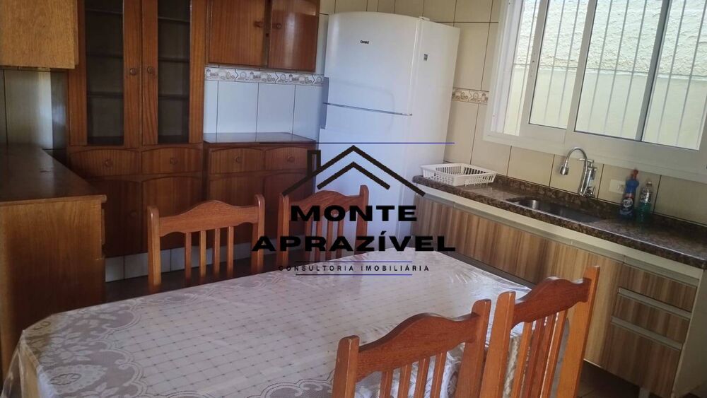Casa à venda com 2 quartos, 469m² - Foto 3