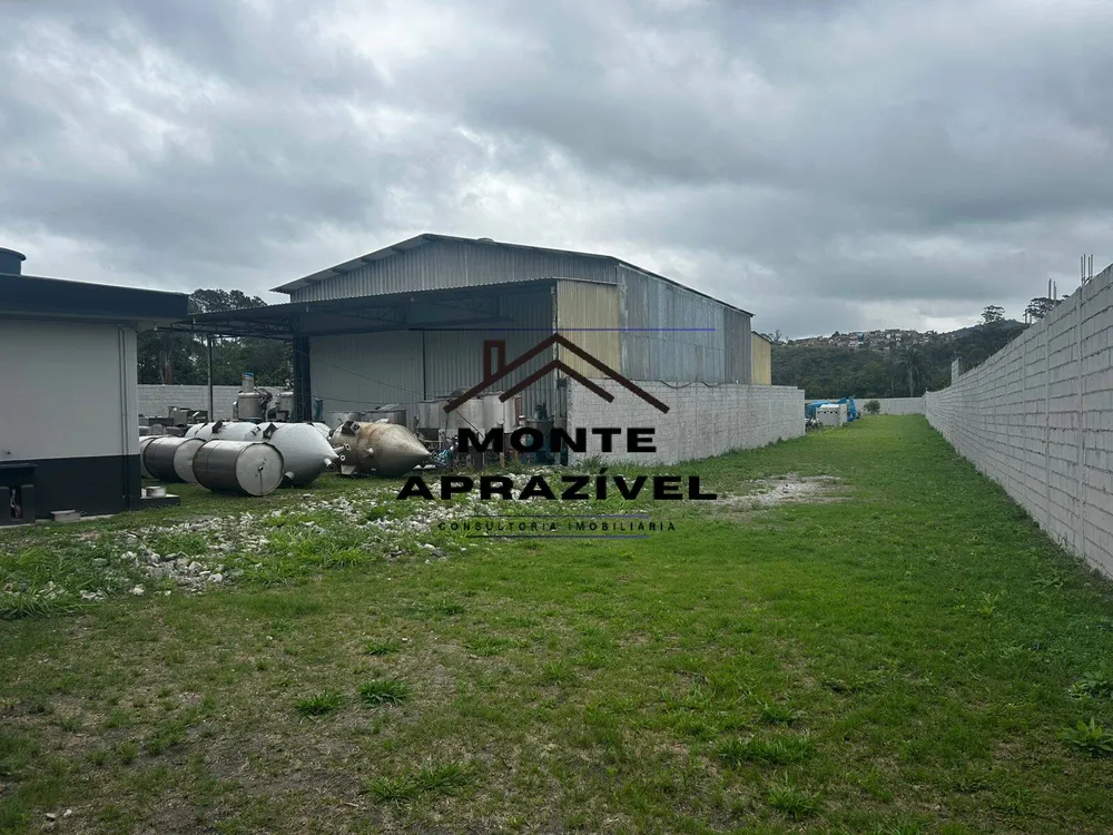 Sala-Conjunto, 7000 m² - Foto 1