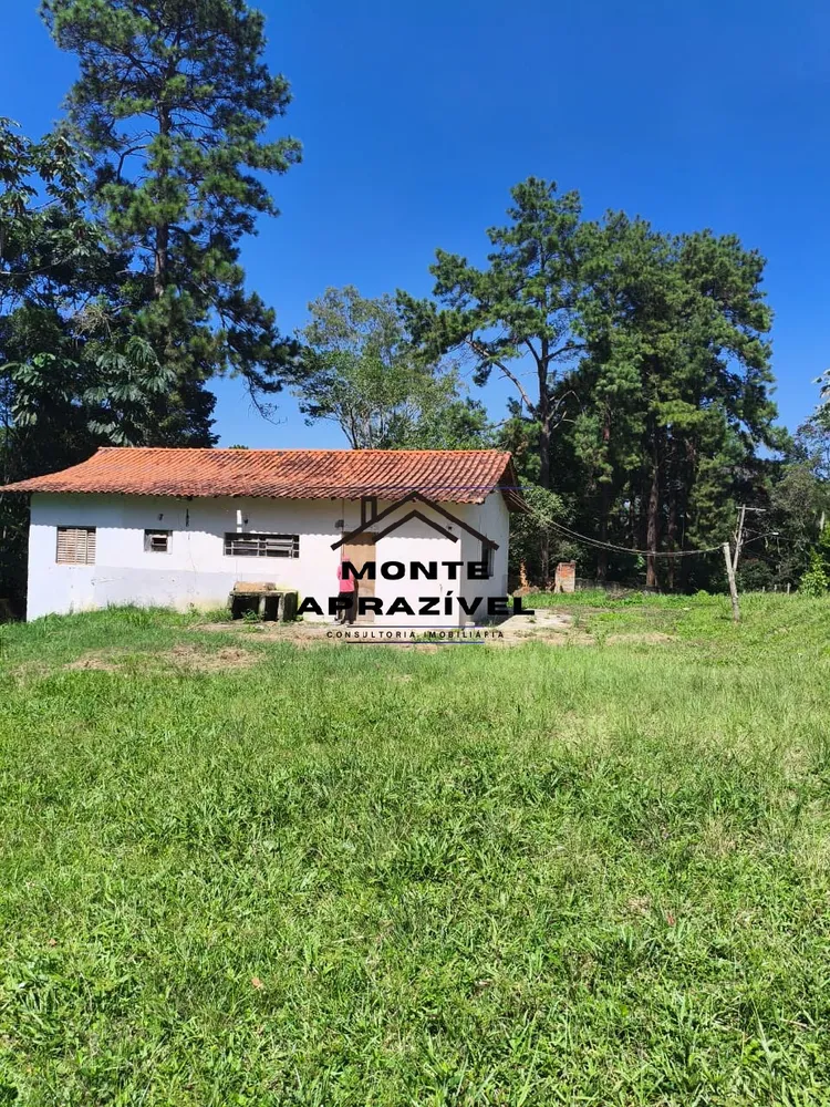 Chácara, 3 quartos, 9983 m² - Foto 1