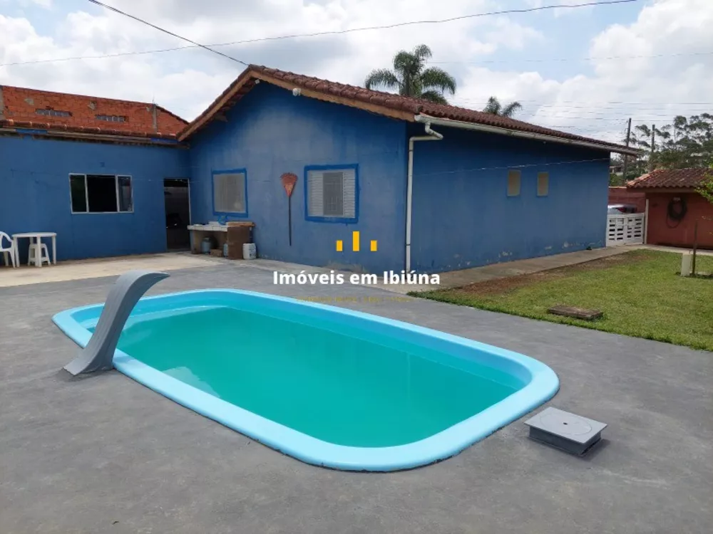 Chácara à venda com 2 quartos, 1000m² - Foto 1