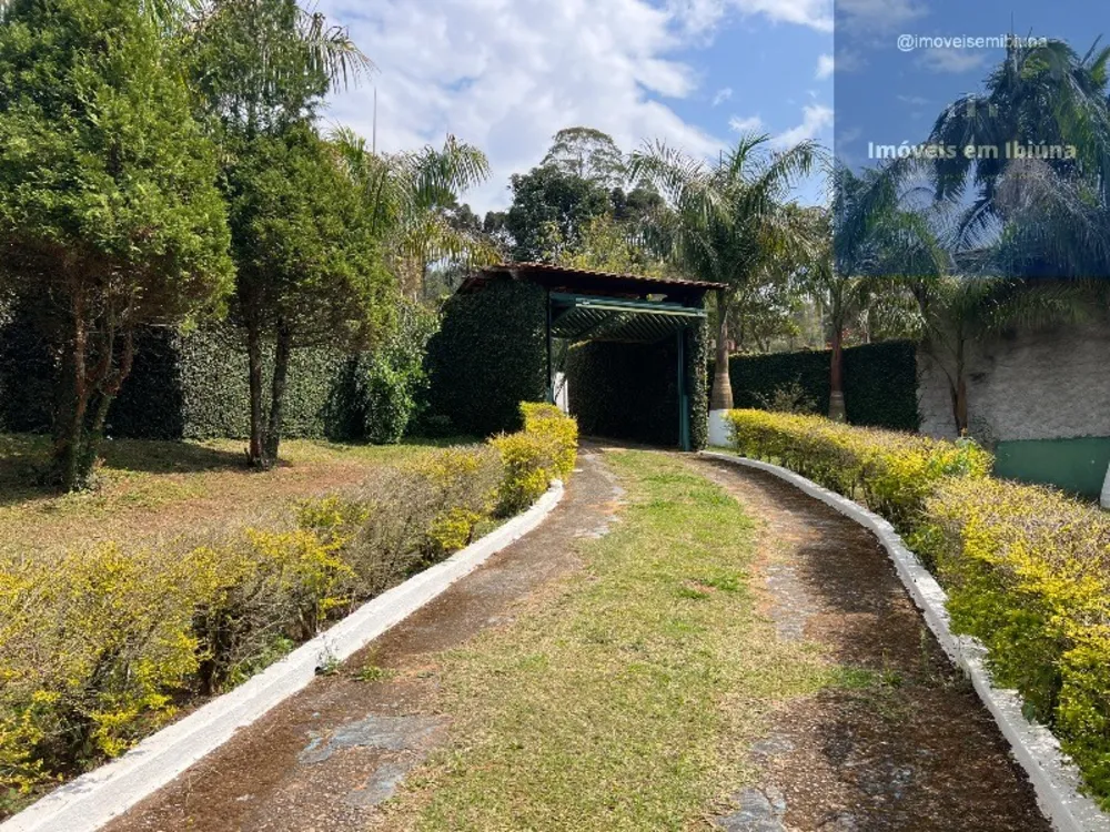 Chácara, 3 quartos, 2100 m² - Foto 1