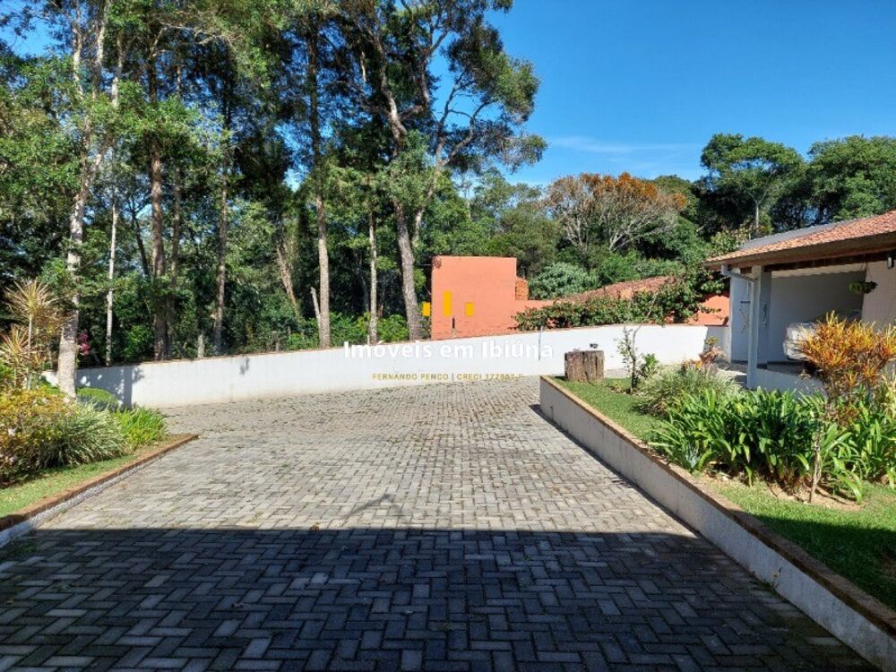 Chácara à venda com 3 quartos, 2140m² - Foto 2