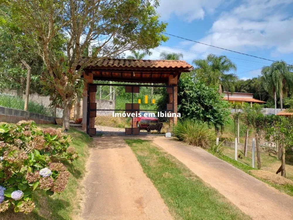 Chácara, 3 quartos, 1500 m² - Foto 1