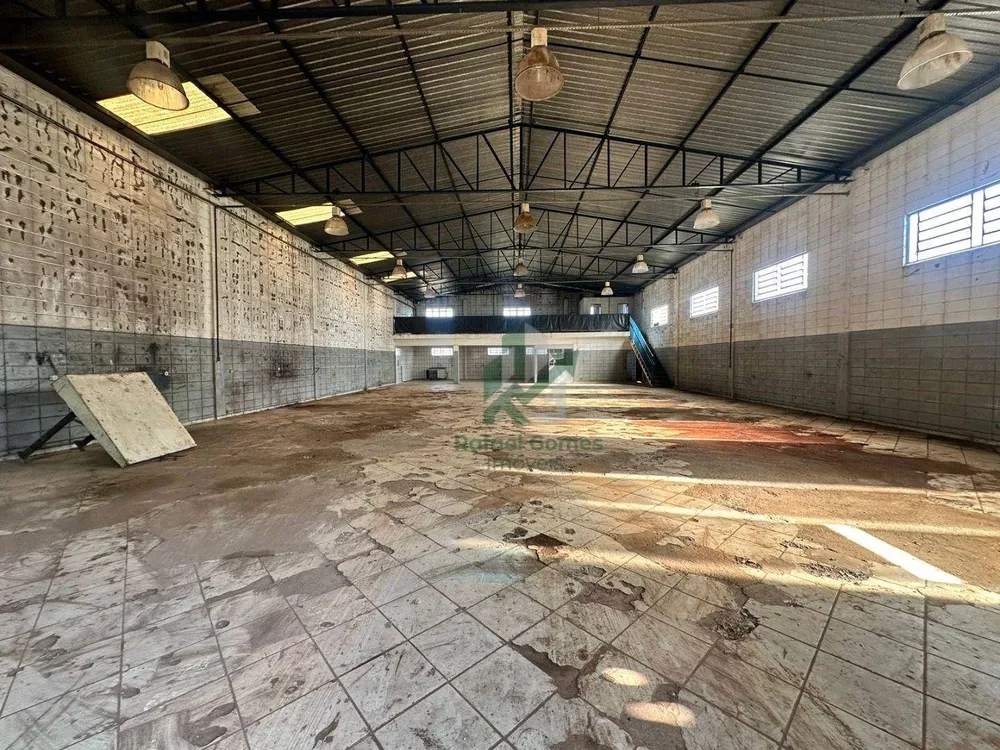 Loja-Salão, 570 m² - Foto 1
