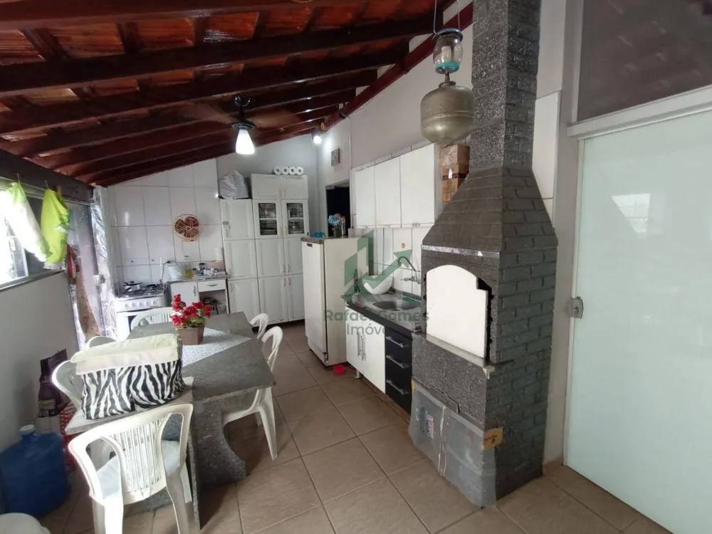 Casa, 2 quartos, 131 m² - Foto 1