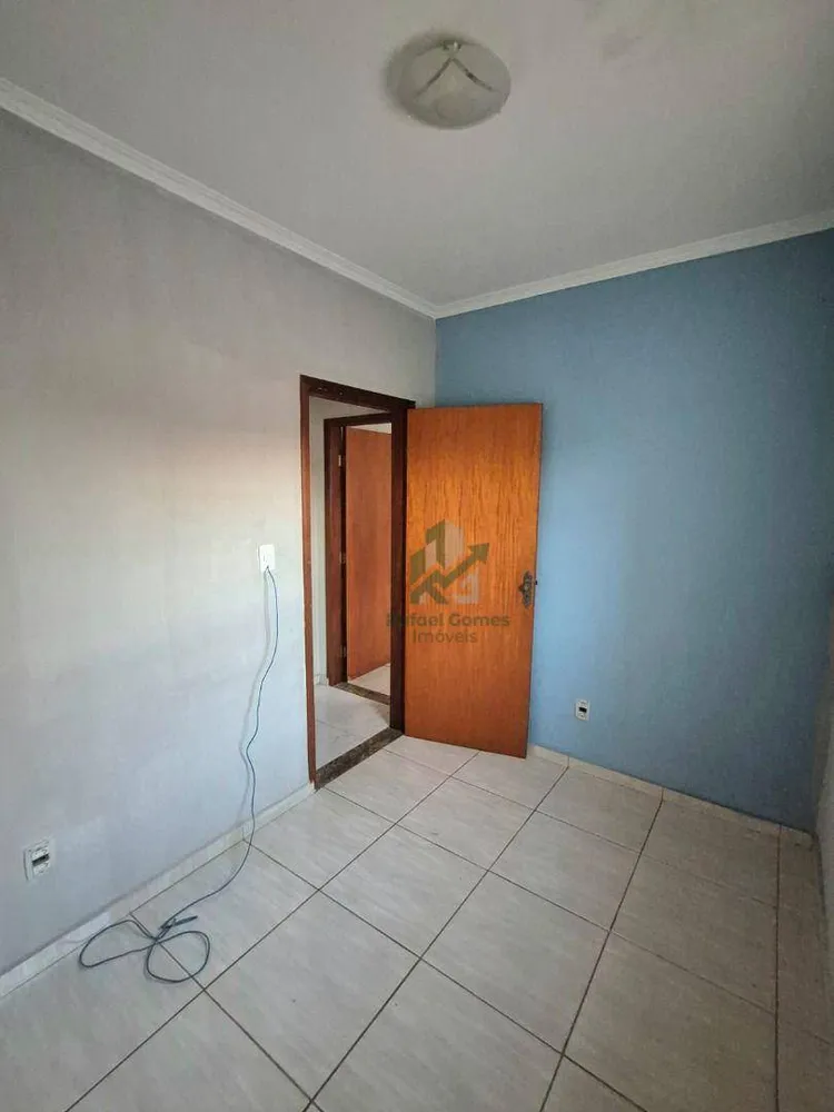 Casa, 3 quartos, 180 m² - Foto 2