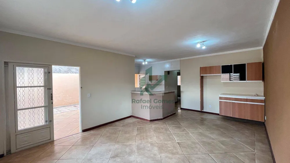 Casa, 3 quartos, 142 m² - Foto 1