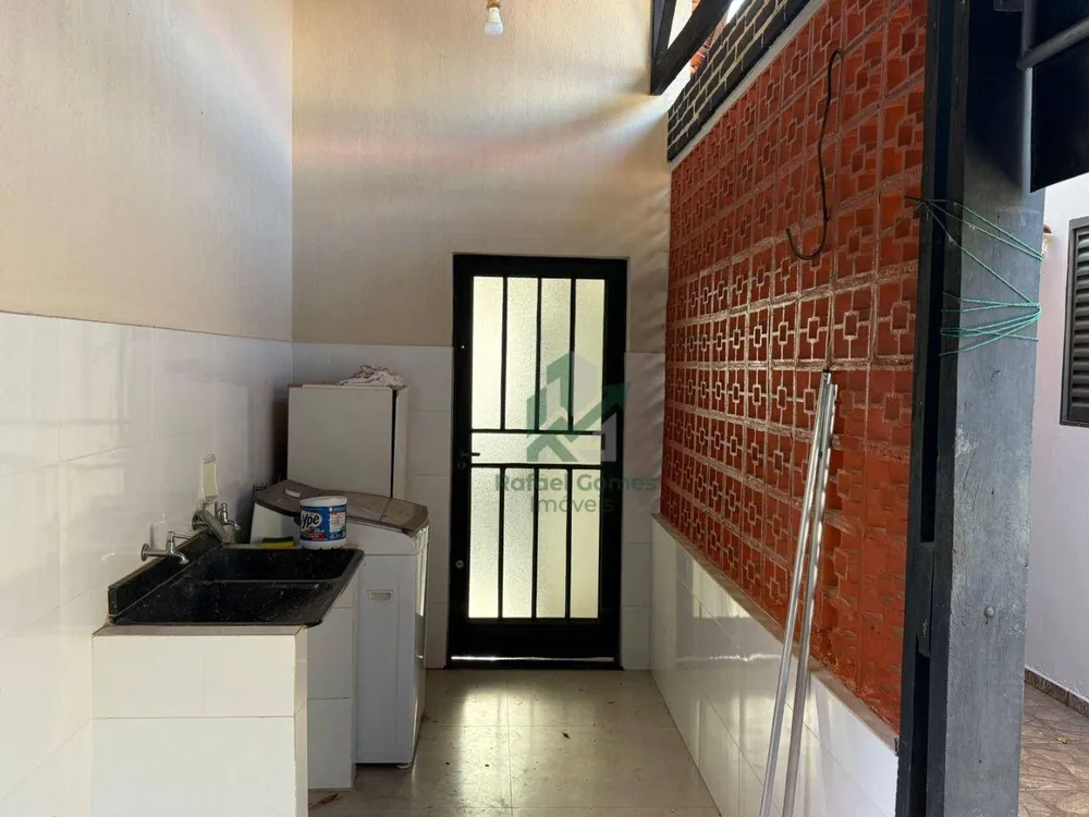 Casa, 5 quartos, 209 m² - Foto 4