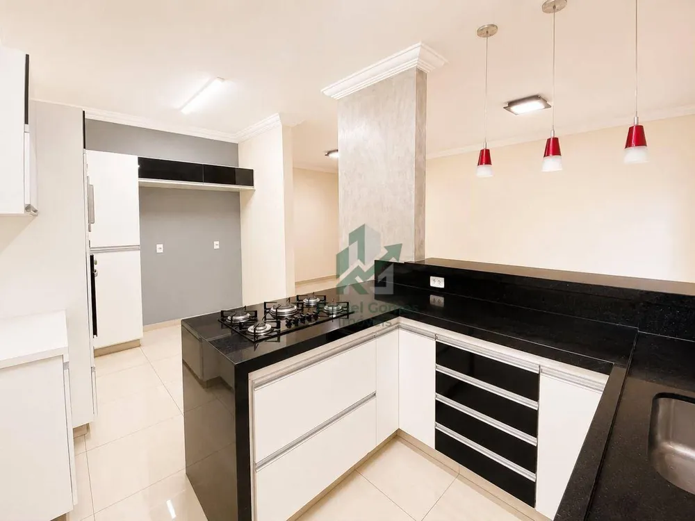 Casa, 3 quartos, 250 m² - Foto 8