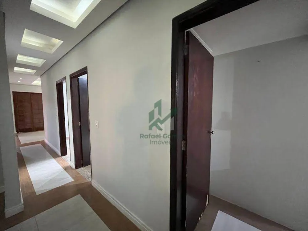 Casa, 3 quartos, 213 m² - Foto 3