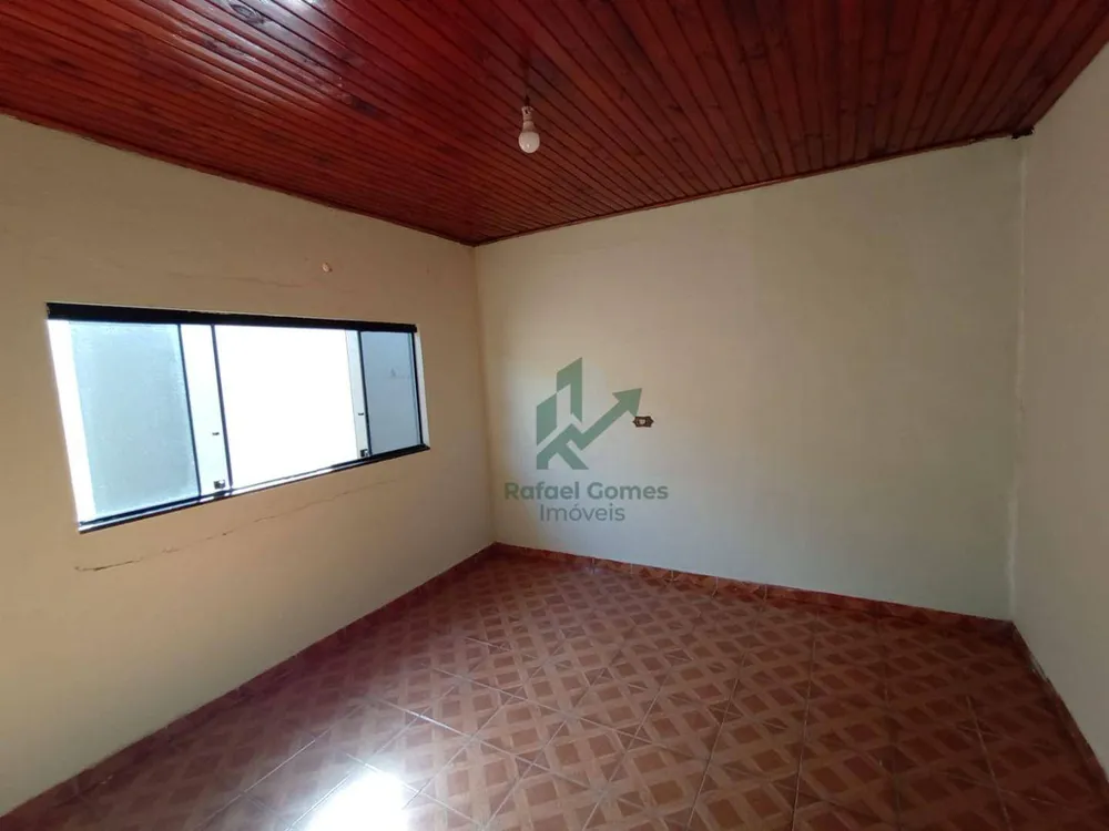 Casa, 4 quartos, 180 m² - Foto 1