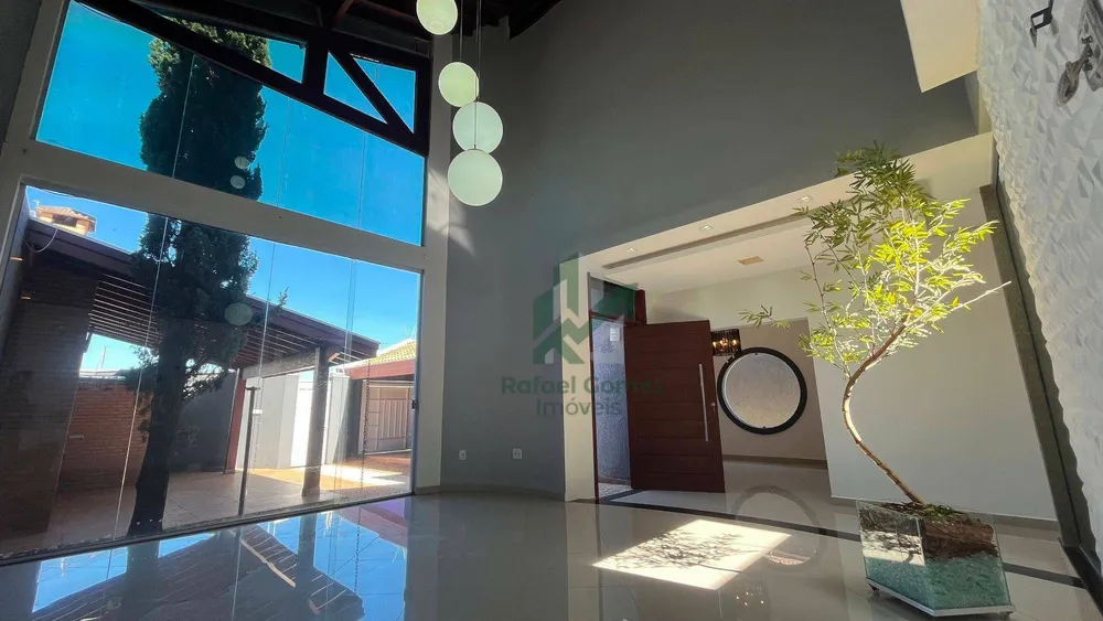 Casa, 3 quartos, 230 m² - Foto 1