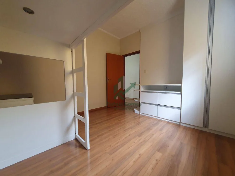 Casa, 3 quartos, 260 m² - Foto 9