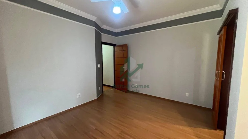Casa, 3 quartos, 204 m² - Foto 13