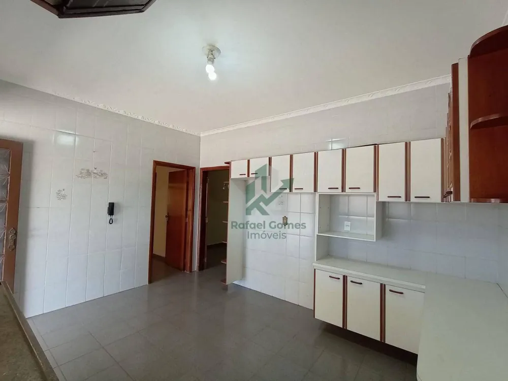 Casa, 3 quartos, 190 m² - Foto 13