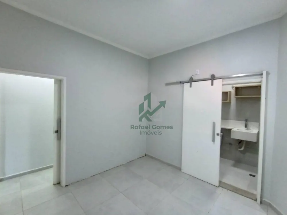 Casa, 3 quartos, 210 m² - Foto 15