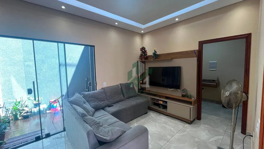 Casa, 3 quartos, 180 m² - Foto 2