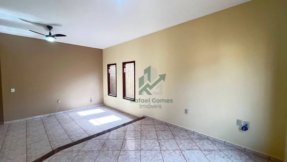 Casa, 4 quartos, 192 m² - Foto 2