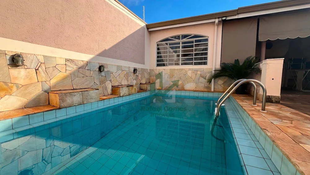 Casa, 3 quartos, 175 m² - Foto 1