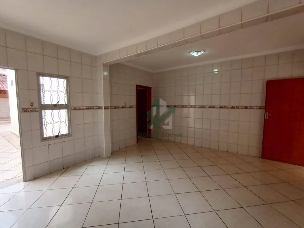 Casa, 3 quartos, 150 m² - Foto 2