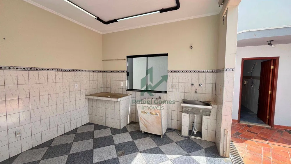 Casa, 3 quartos, 300 m² - Foto 8