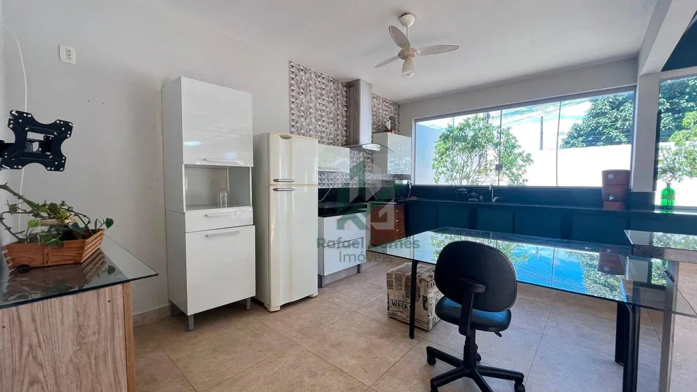 Casa, 3 quartos, 211 m² - Foto 4