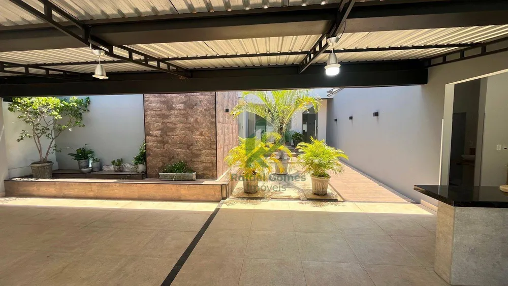 Casa, 3 quartos, 211 m² - Foto 2