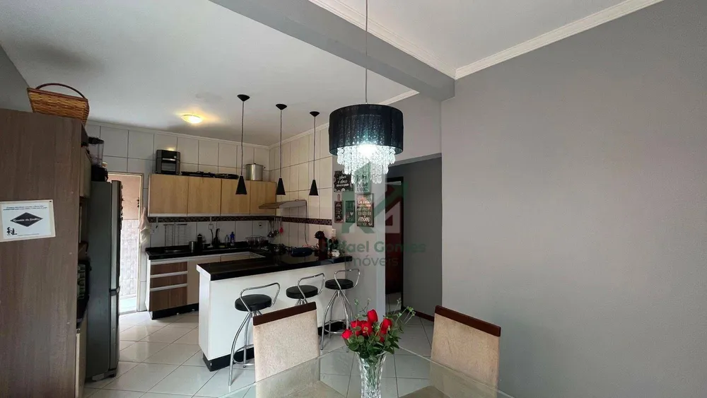 Casa, 3 quartos, 170 m² - Foto 2