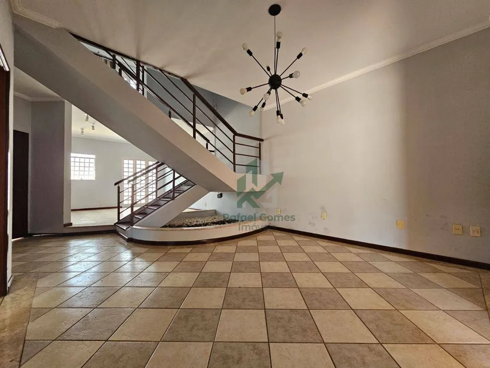 Casa, 3 quartos, 248 m² - Foto 2