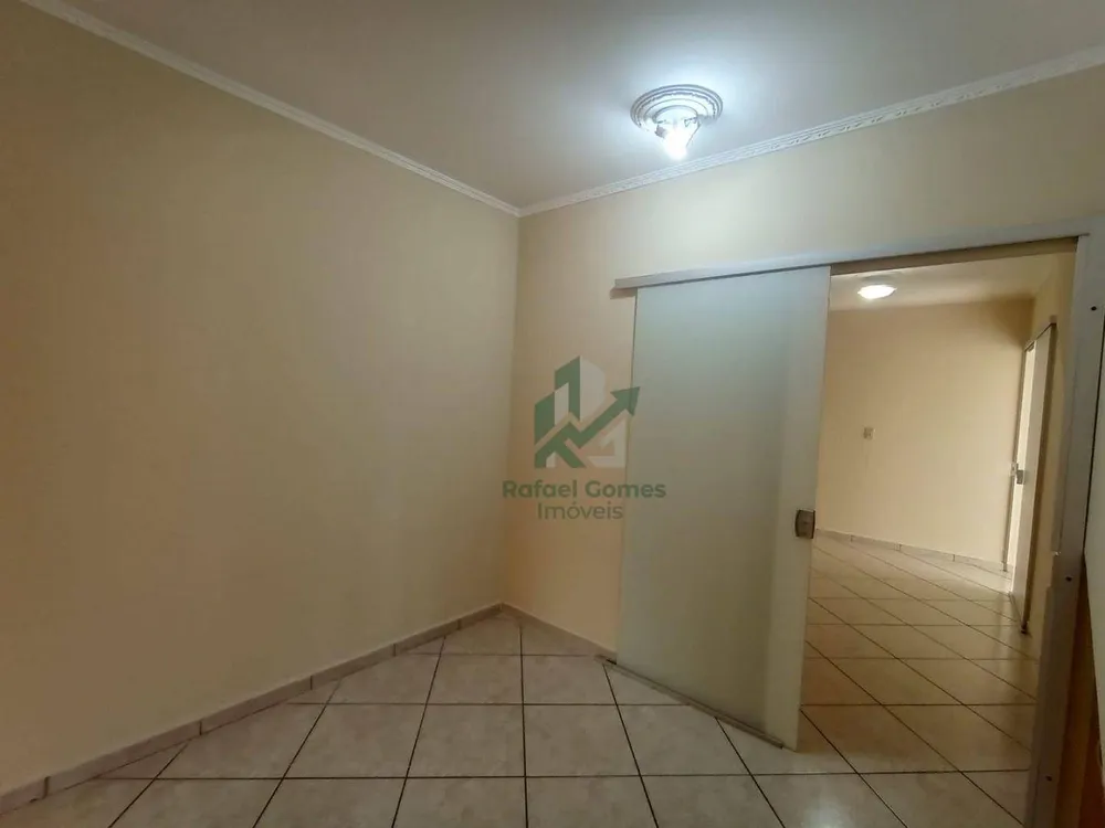 Casa, 3 quartos, 200 m² - Foto 11